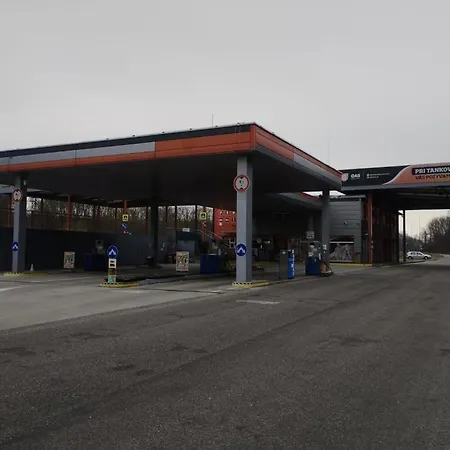 Gas Truck Centrum Holic