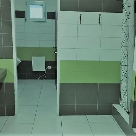 Мотель Gas Truck Centrum *